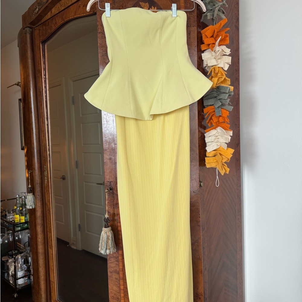 Elegant Yellow Maxi Dress
